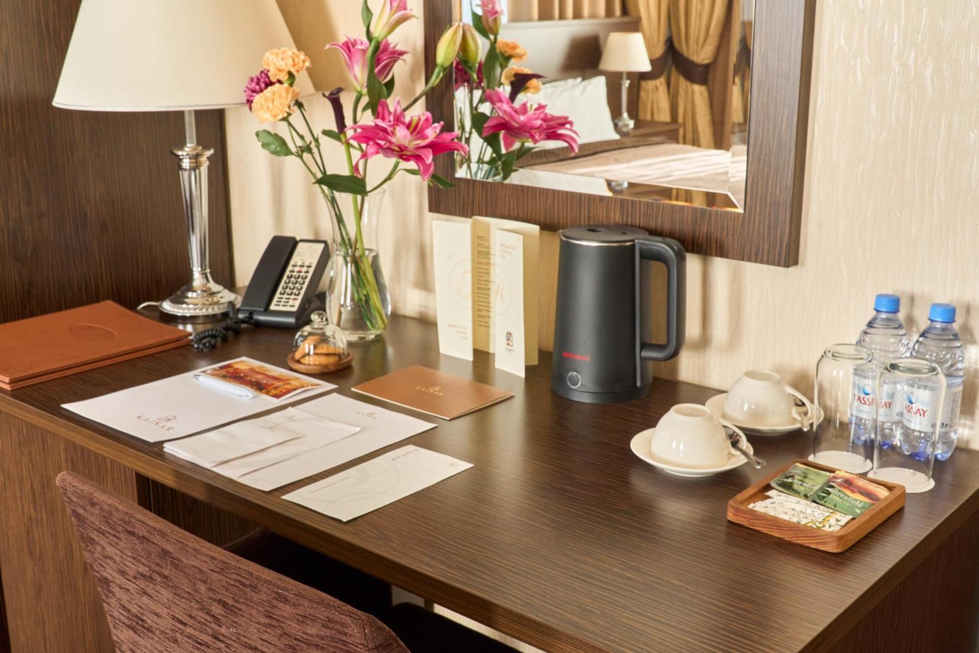 Kainar Hotel Шимкент Екстер'єр фото