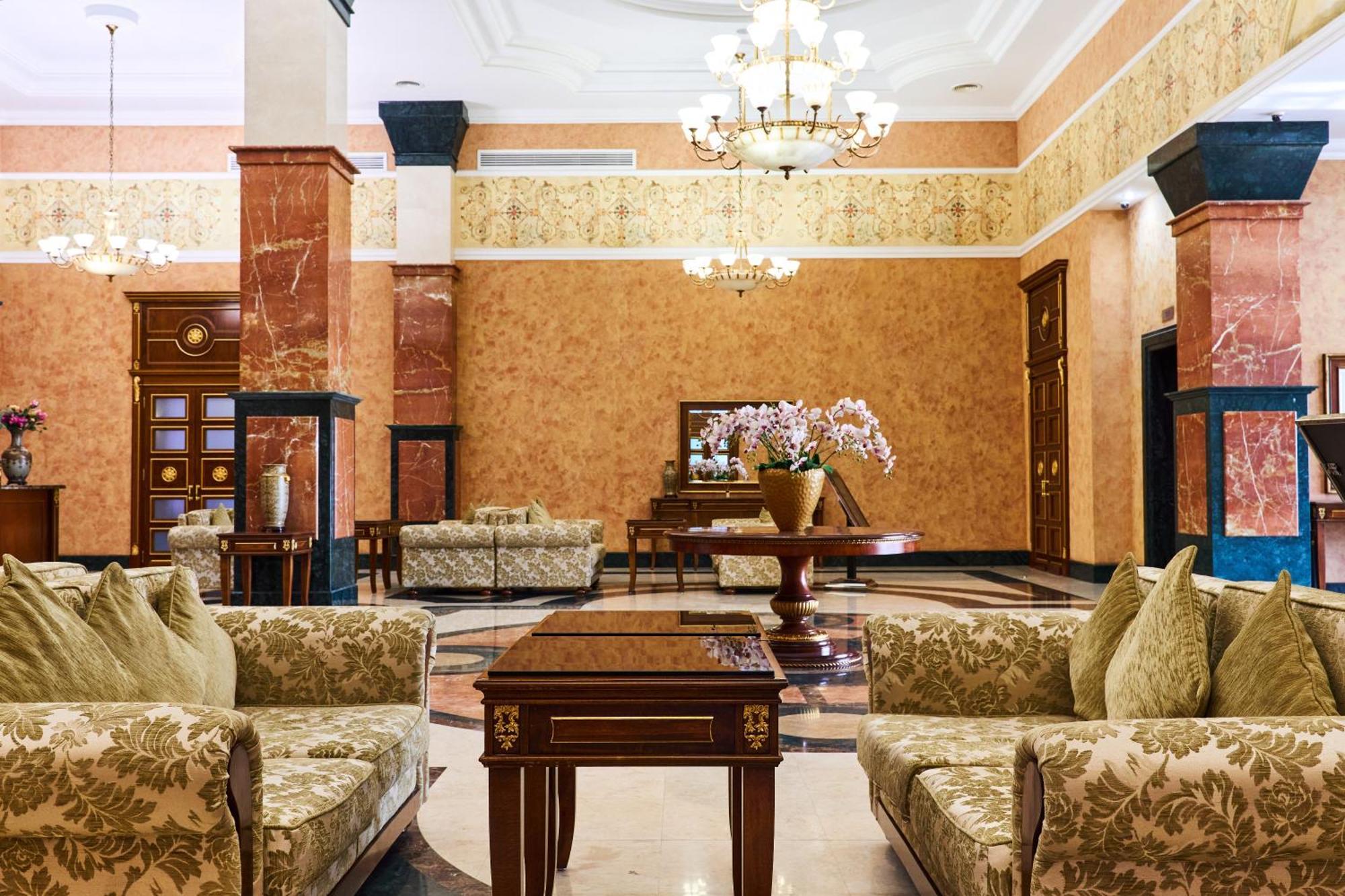 Kainar Hotel Шимкент Екстер'єр фото